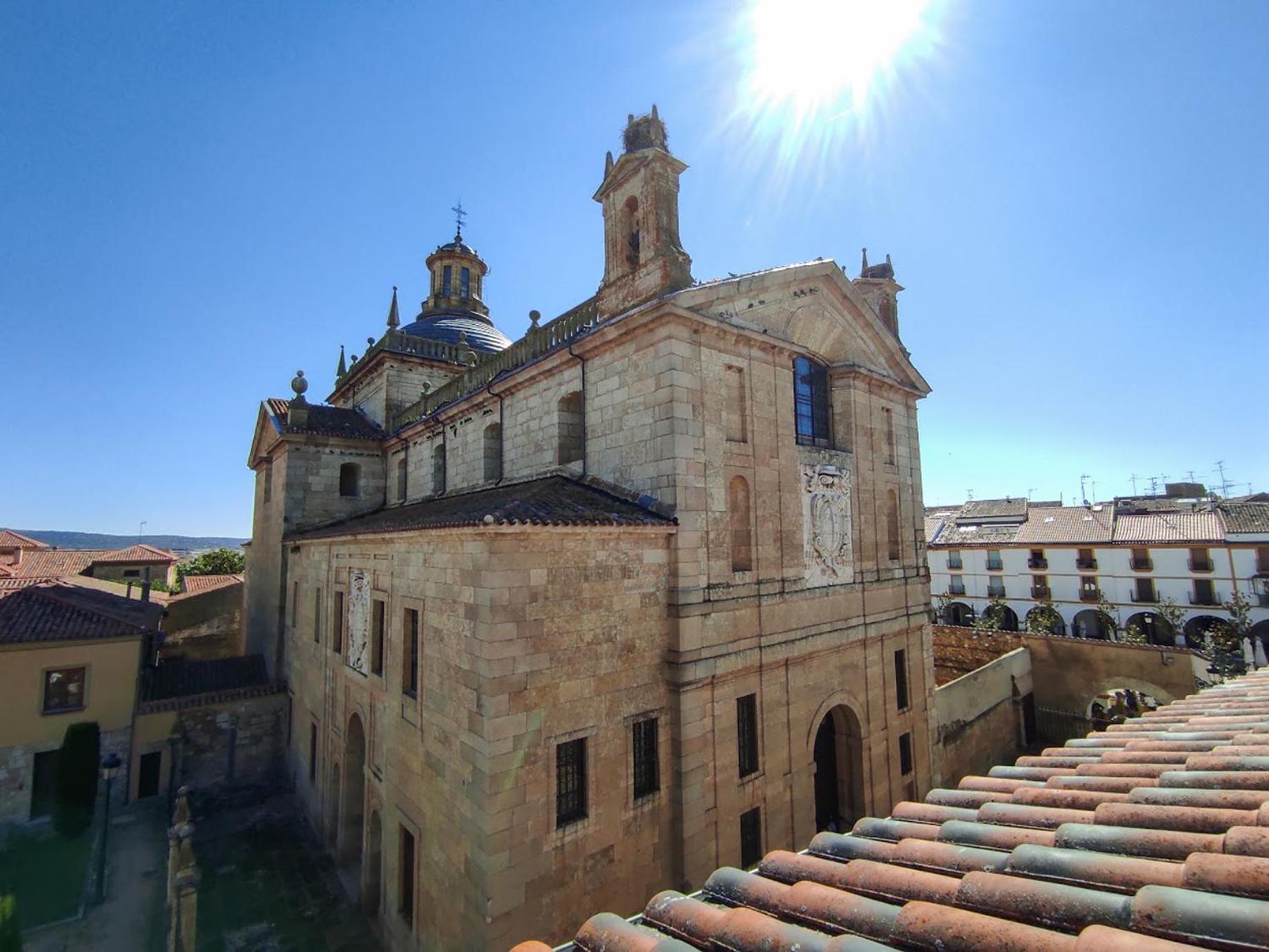 Hotel Arcos Catedral Ciudad Rodrigo Bilik gambar